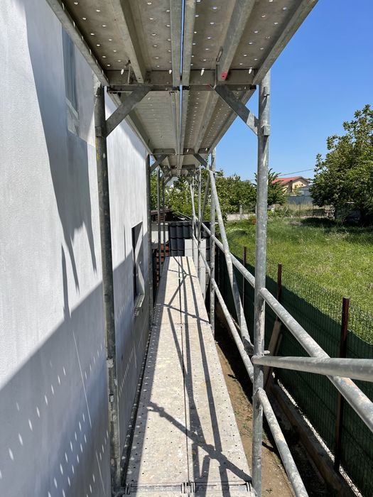 Inchiriez schela metalica ingusta 75 cm