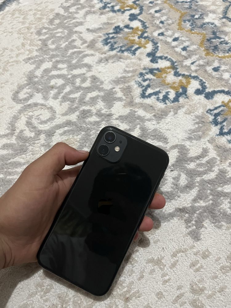 iPhone 11 черное