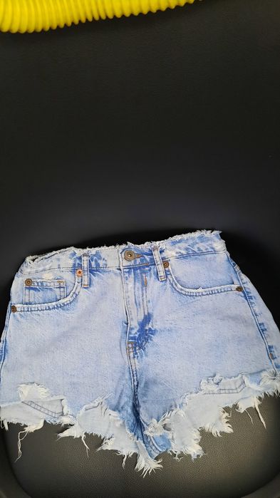 Pantaloni scurti Bershka