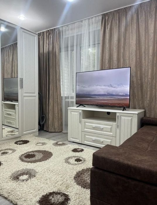 1-но комнатная квартира в центре. Абая