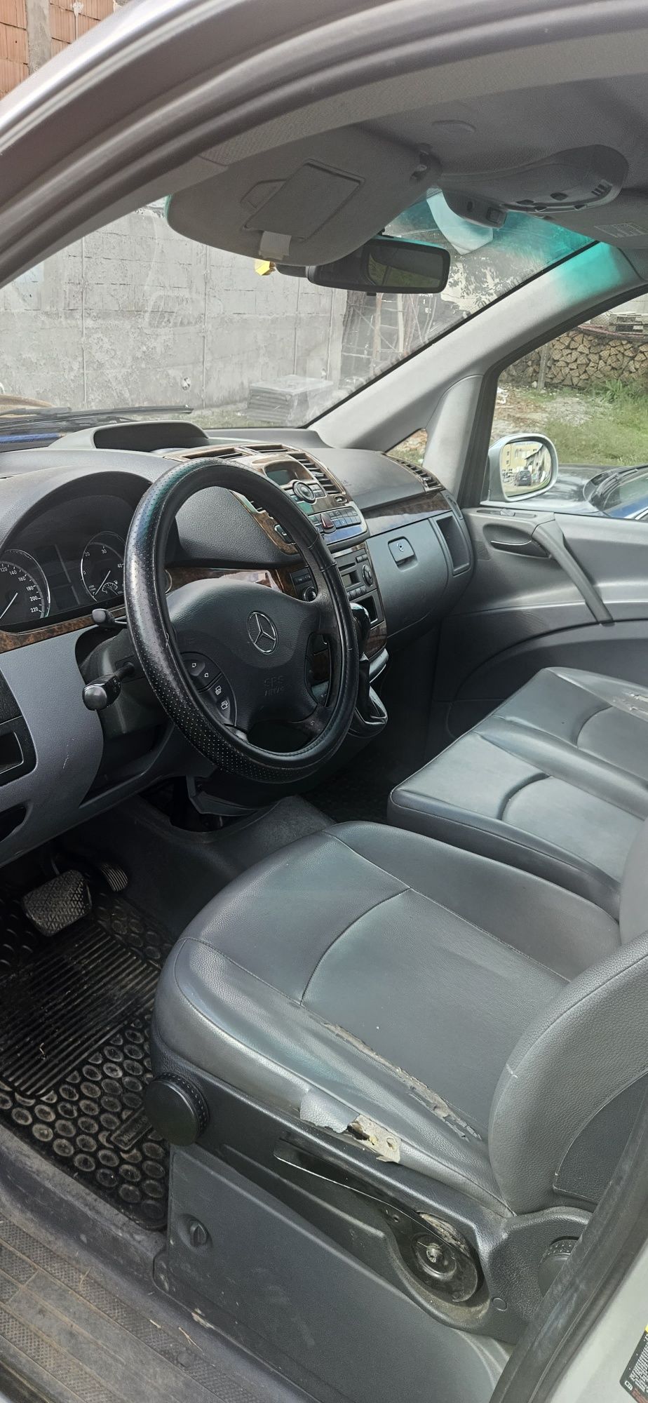 Vand Mercedes vito din 2009  3900euro negociabile