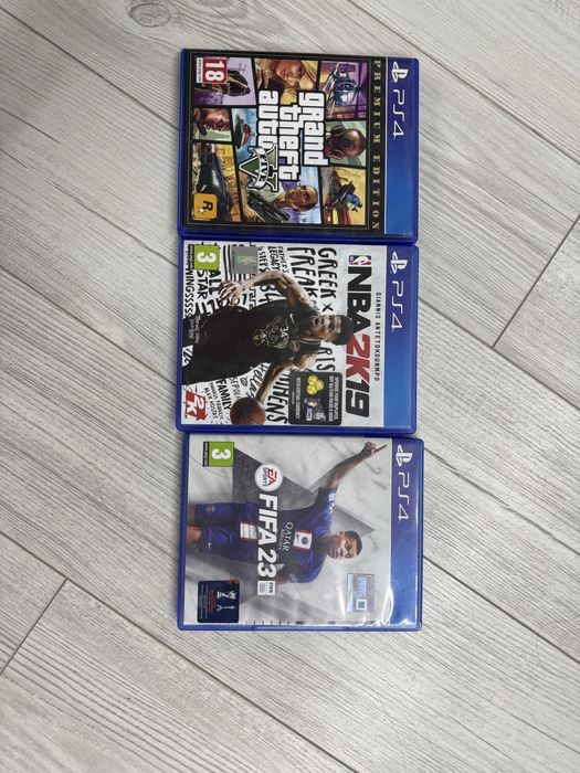 Ps4 игри- fifa23,GTA V, NBA 2K19