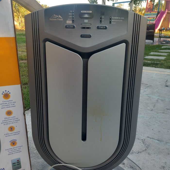 Vând purificator de aer Heaven Fresh NaturoPure HF 380A