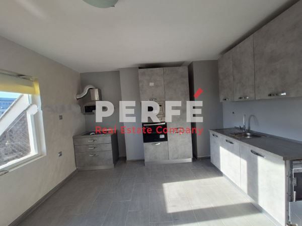 Продава се Мезонет в Бургас, Лазур - 240 кв.м за 1584 €/кв.м - Снимка #3