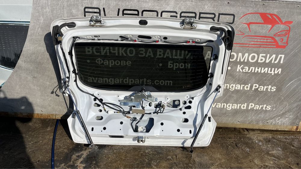 Багажна врата Subaru XV 2013-2017