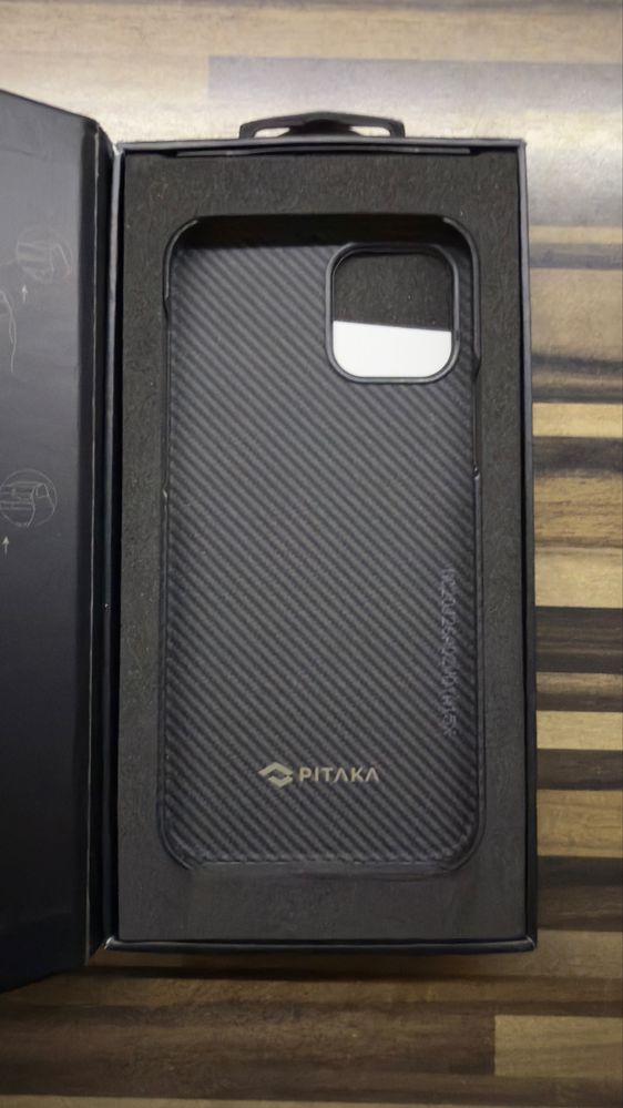 Кейс Pitaka iPhone 12 pro