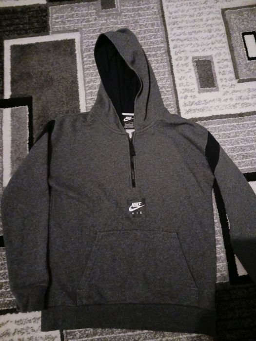 Vând hanorac nou nike!