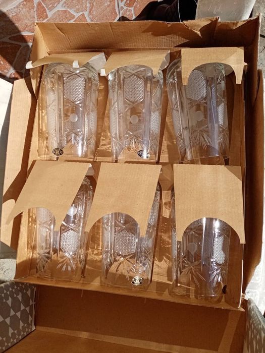 Кристален сервиз