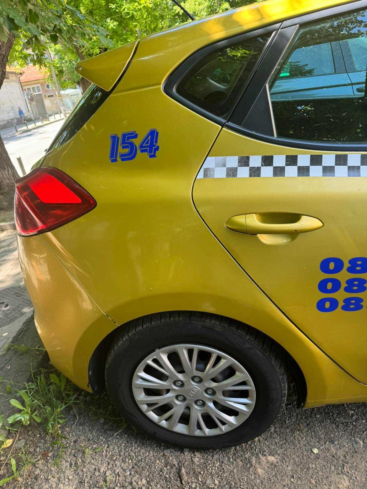 Kia Ceed - такси