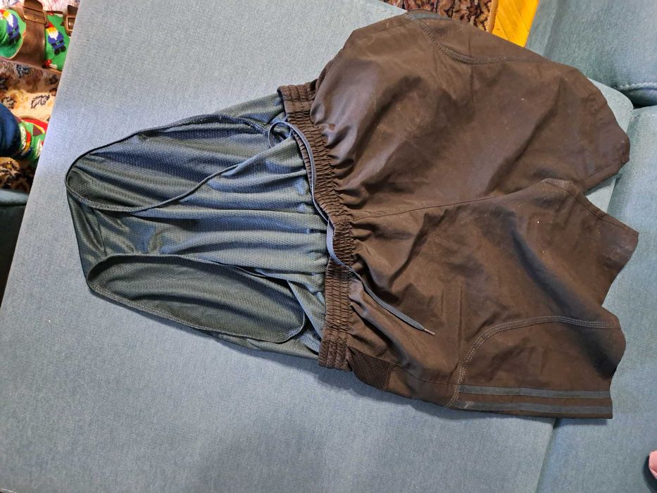 шорти за бягане Adidas Response 5 inch shorts