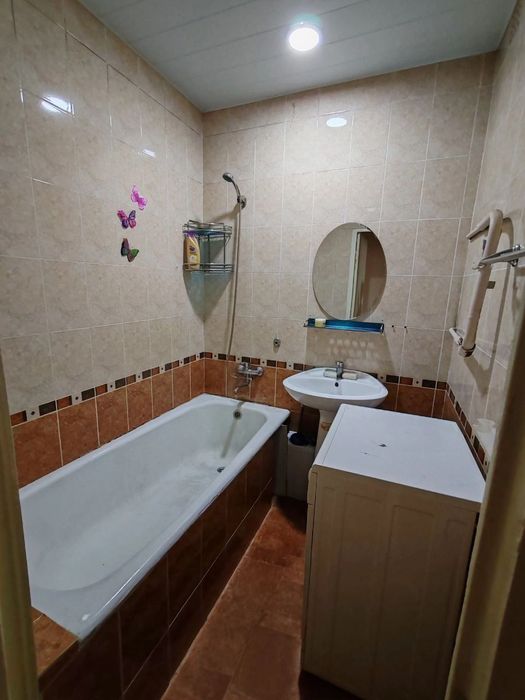 Сдается 2 х комнатная квартира Юнусабаде 19