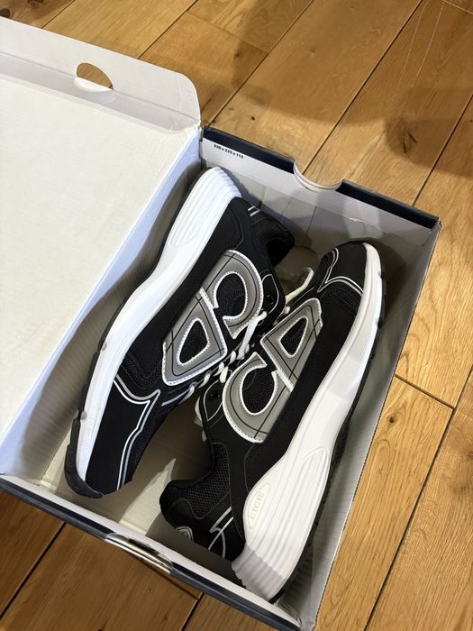 Christian Dior B30