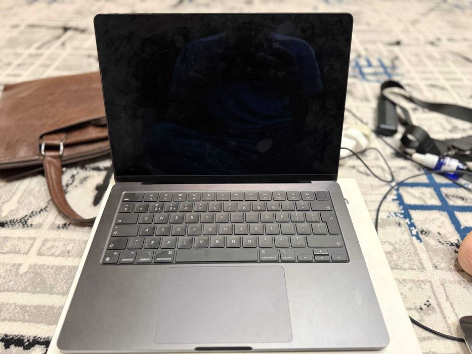 Apple MacBook Pro 14 M4