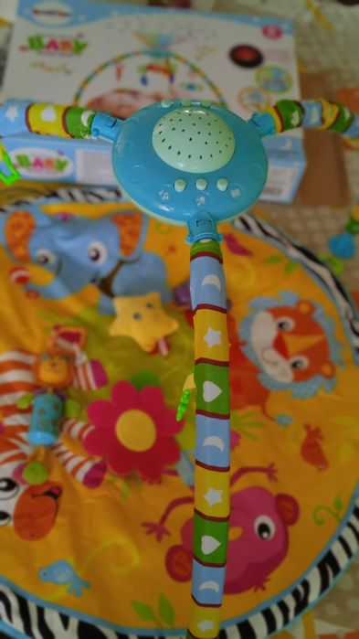 Бебешка активна гимнастика с проектор