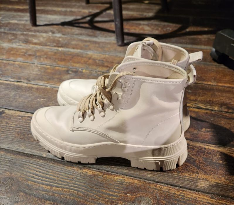 Ghete Zara piele naturala, marimea 39