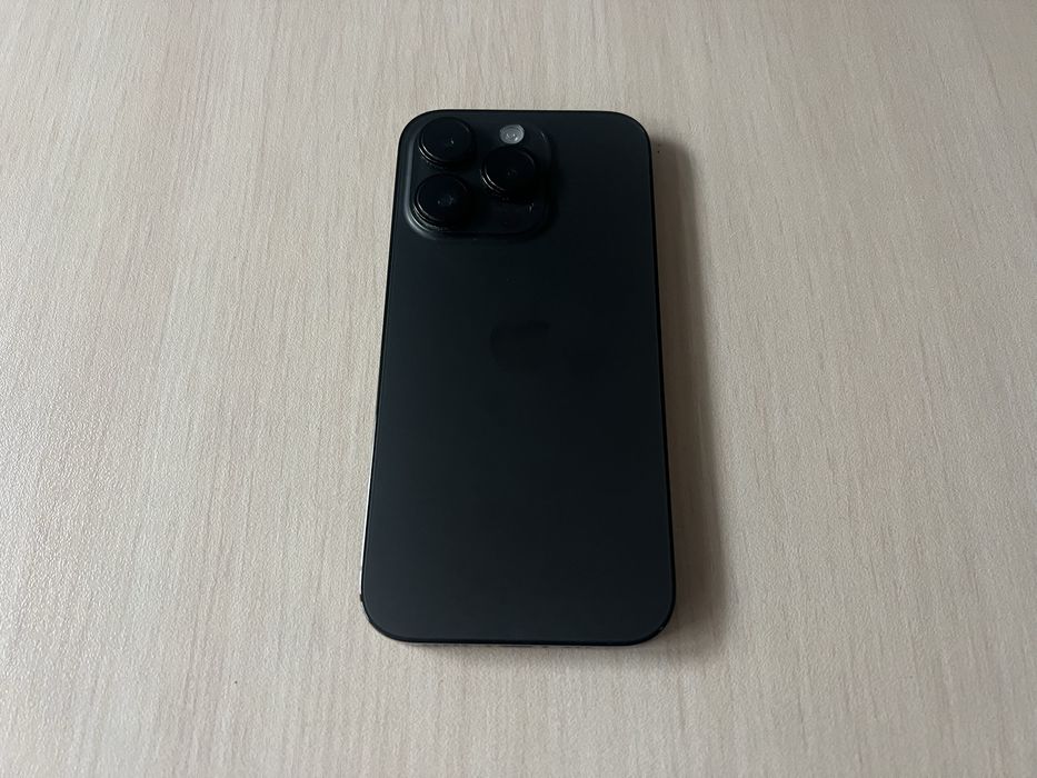 Продавам Apple iPhone 14 Pro 256GB