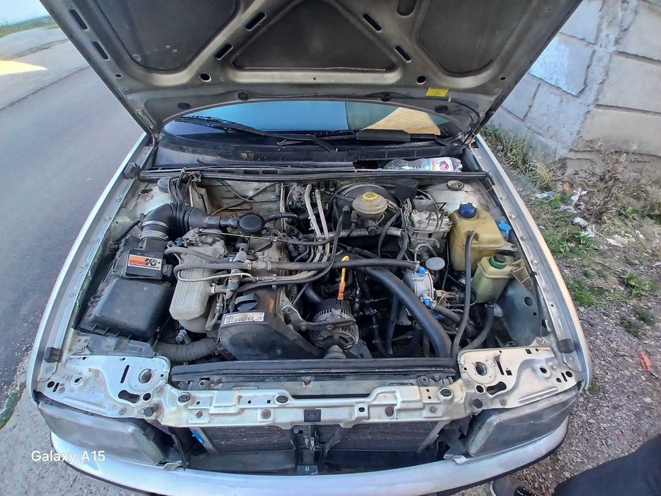 Audi 80 2000кубика 115 коня на части или цяло