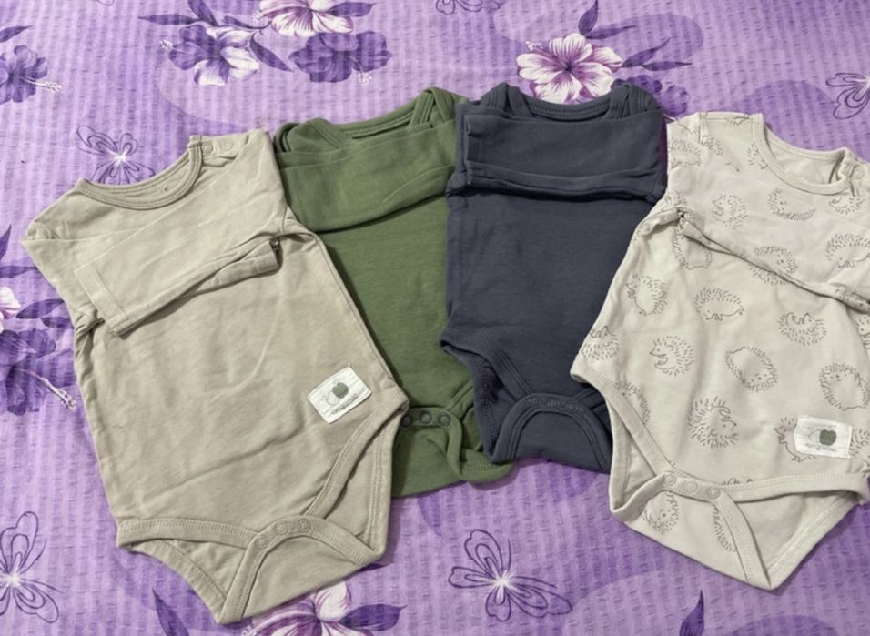 Lot hainute , bady si compleu