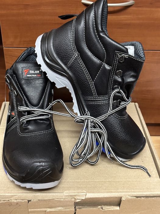 Спецобувь ботинки 41 размер с металлическим носком