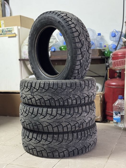 Зимние шины 185/65/R15