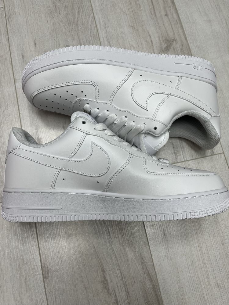 Nike Air Force 1