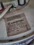 Vând boiler Ariston