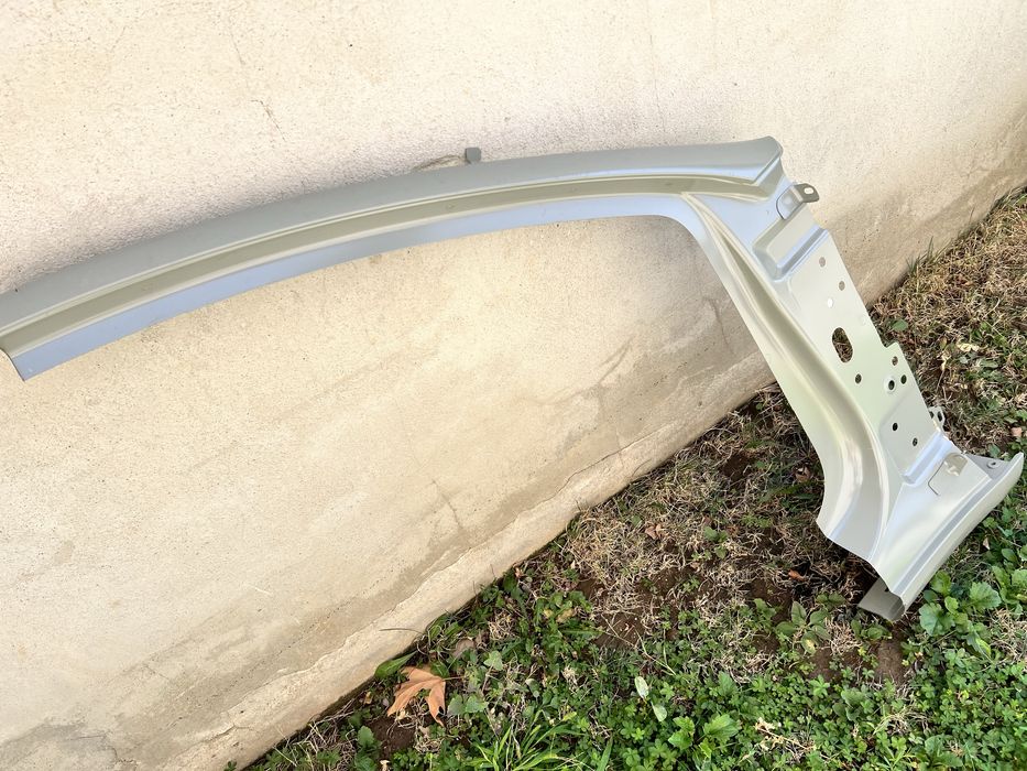 Stalp A  cap prag dreapta fata Tesla model 3 an pana la 2023