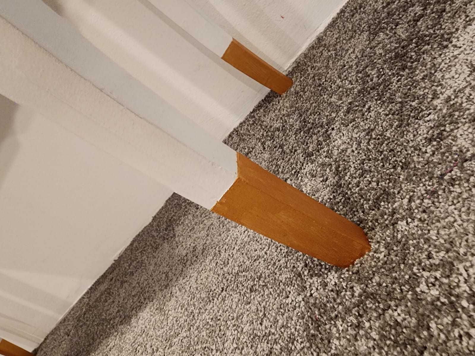 Consola lemn masiv , masa machiaj, makeup birou alb auriu