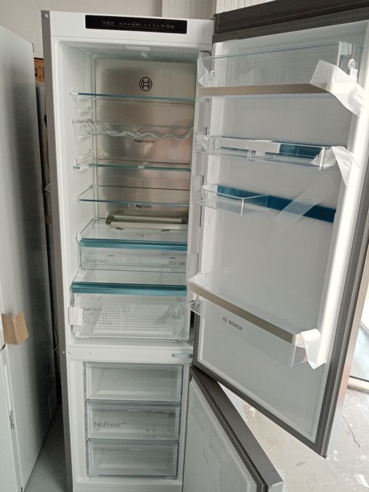 Combina frigorifica noua Bosch KGN39AIAI Clasa A!!! Preț magazin 7200