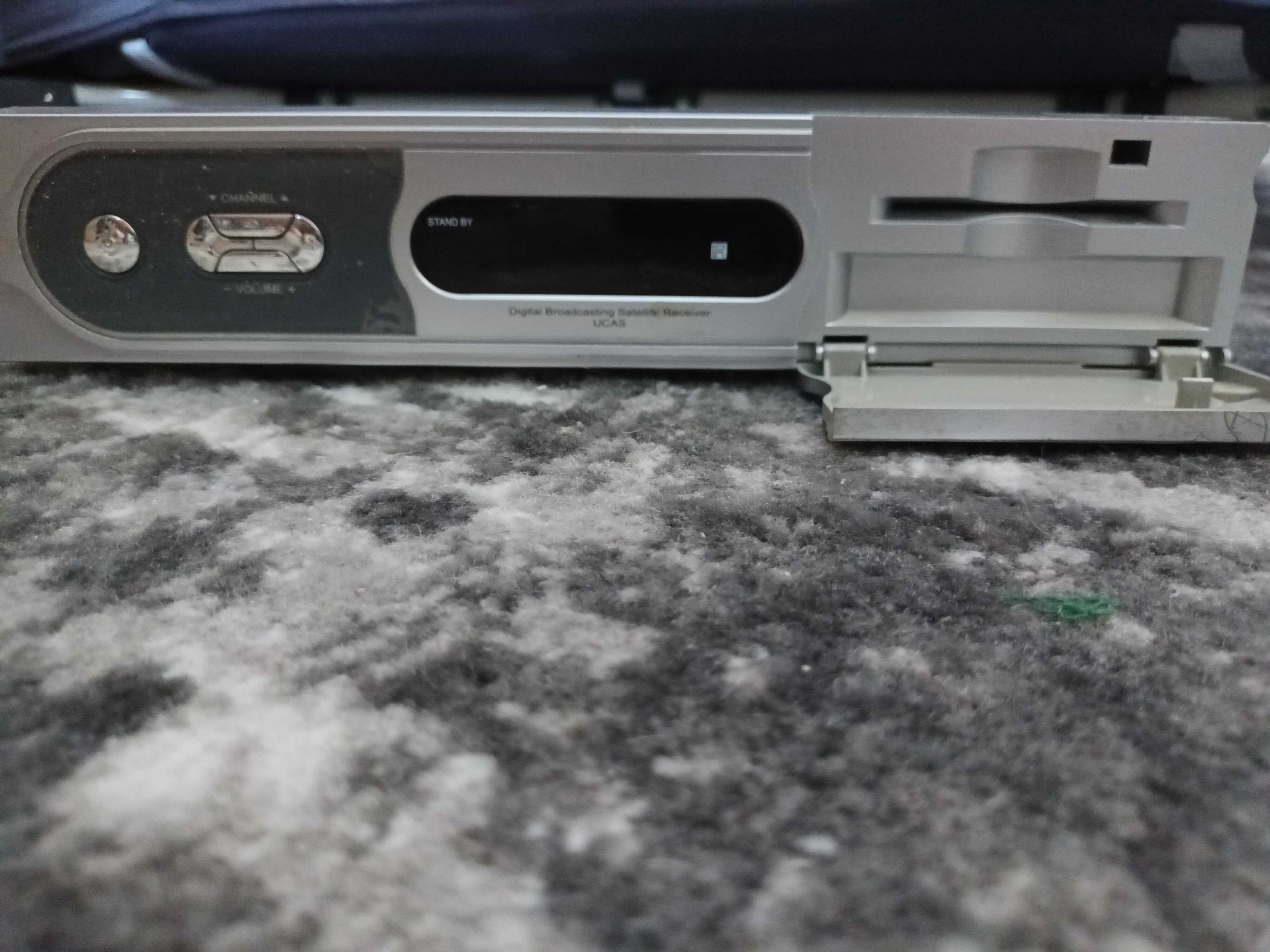 Hivion 9090x Сателитен Приемник