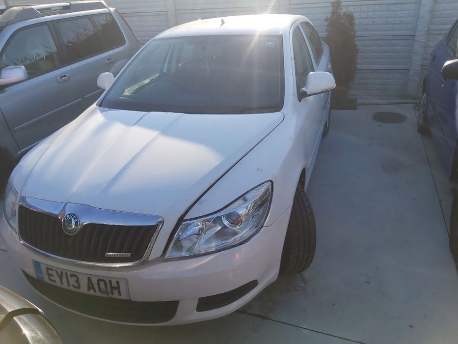 Dezmembrez Skoda Octavia berlina 1.6 diesel