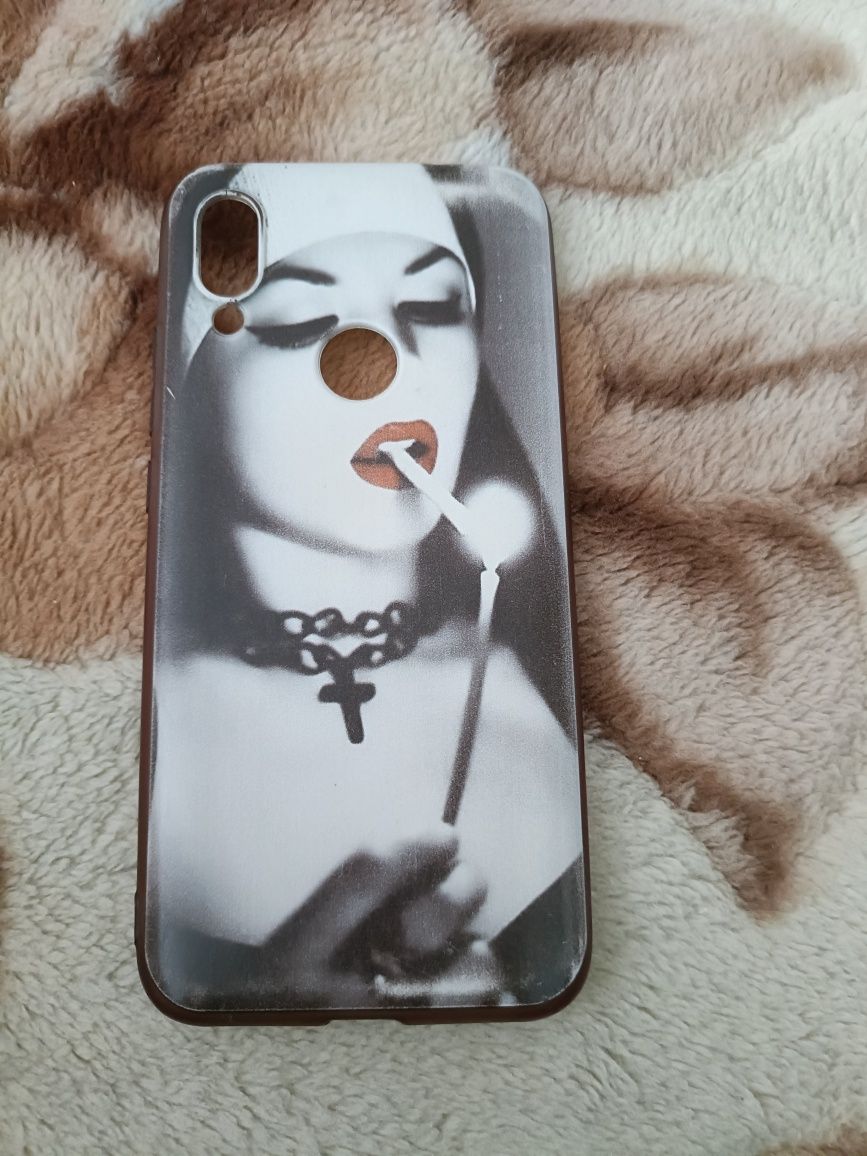 Чехлы на Redmi 7