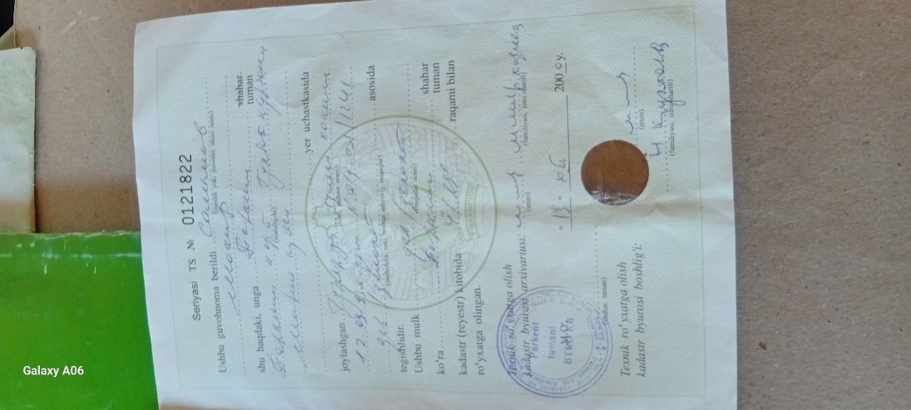 Uy sotiladi yer maydoni qurilishsiz 4 so'tiq Toshkent viloyati Kultepa