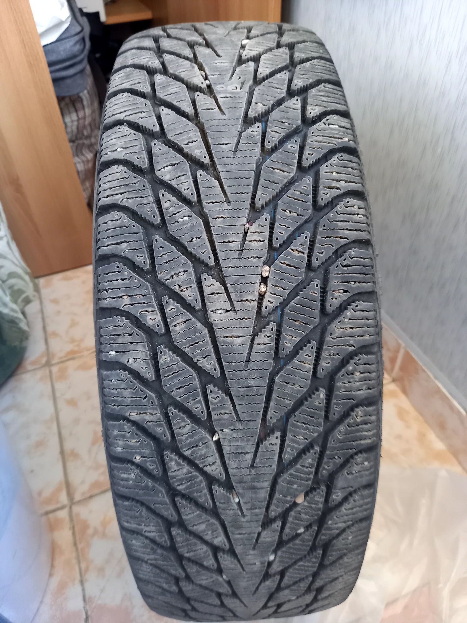 Автошина продается