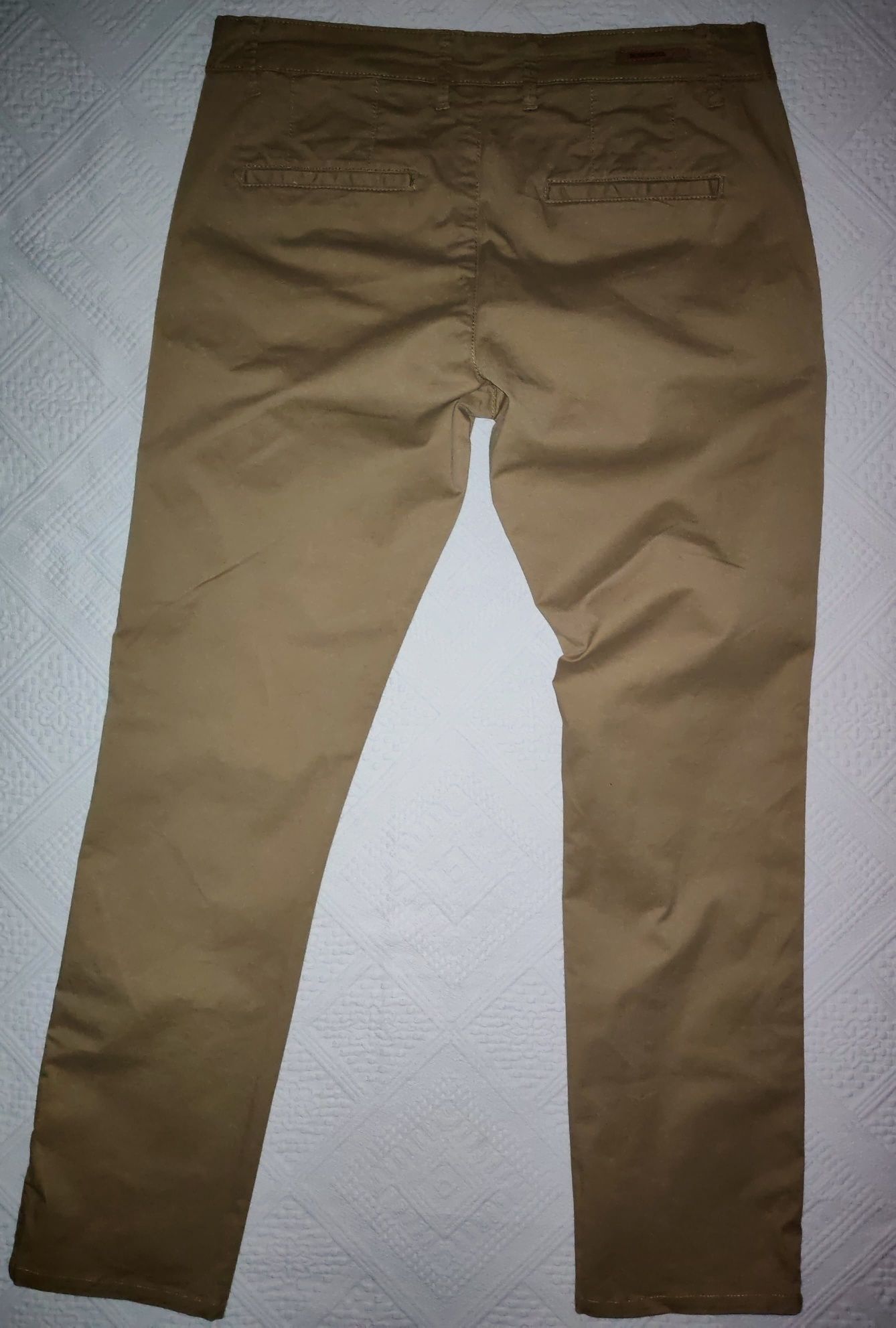 Pantaloni Zara Man marimea 42 purtati o data