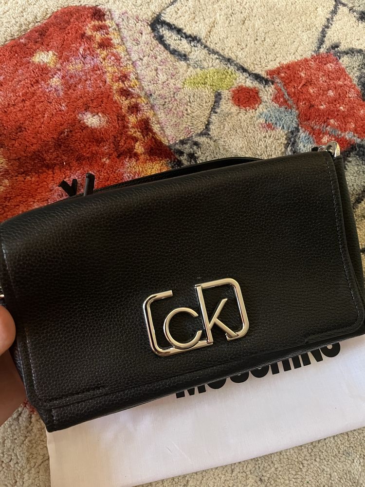 Calvin Klein чанта