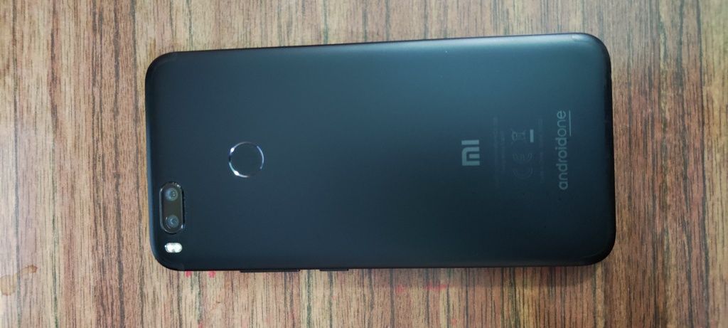 Xiaomi Mi A1  4/64