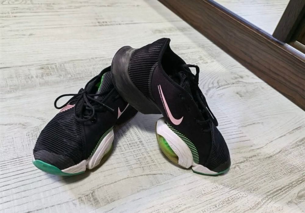 Дамски обувки NIKE Air Zoom SuperRep2