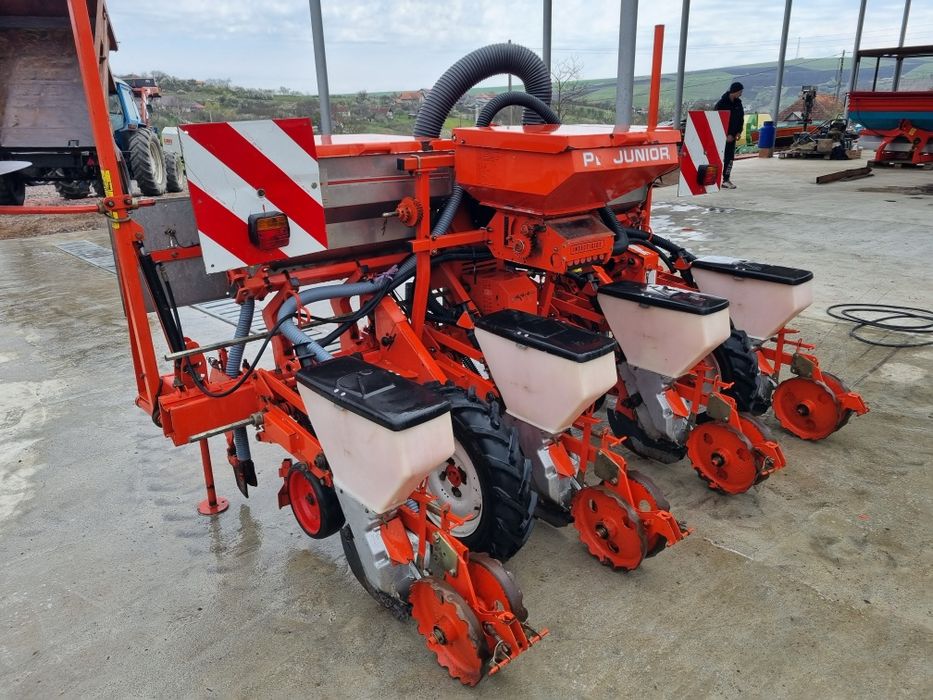 Semanatoare Porumb PL Junior 4 sire