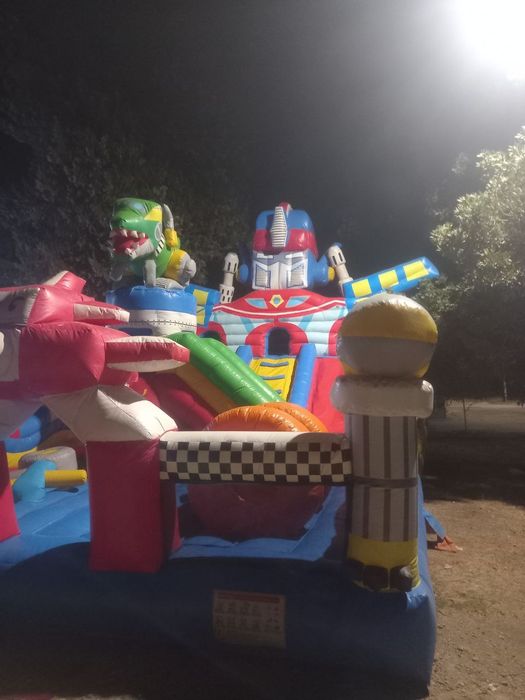 Батут сотилади срочна 6га 10 размер йенги Бир йил ишлаган