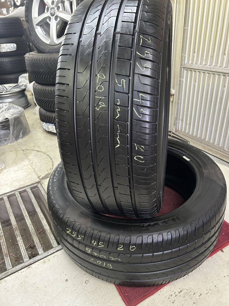 255/45/20 Pirelli  2 броя