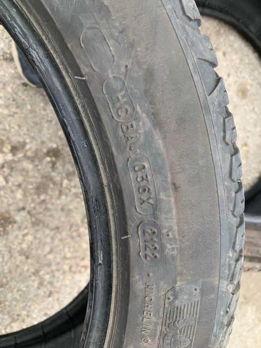 2 бр Зимни Гуми Michelin 255/45 R18 DOT 2122 грайфер 6мм ном 16