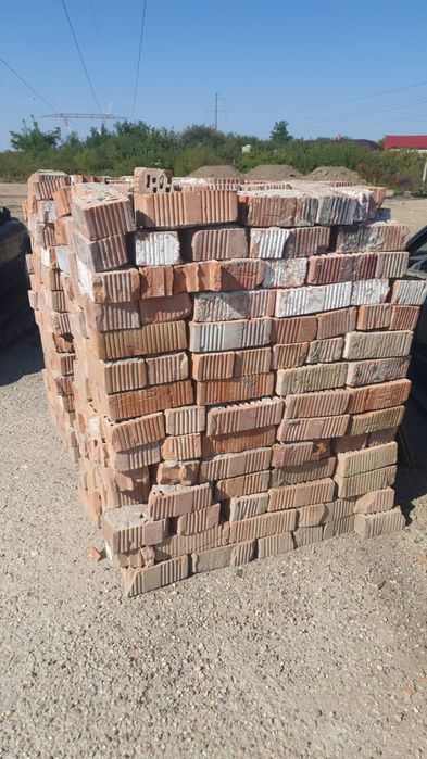 Cărămidă din demolări aprox 700 bucati