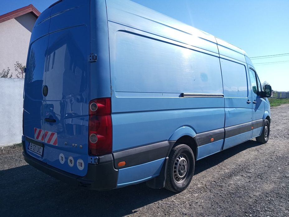 Închiriez duba 300 lei/ 24 h