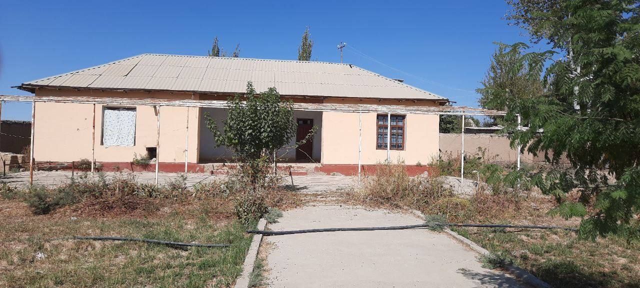 Hovli sotiladi 21 сотик