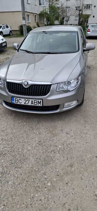 Vând  Skoda Superb 2