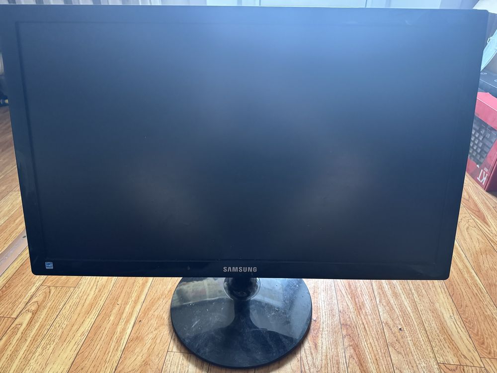 Samsung S24C350L