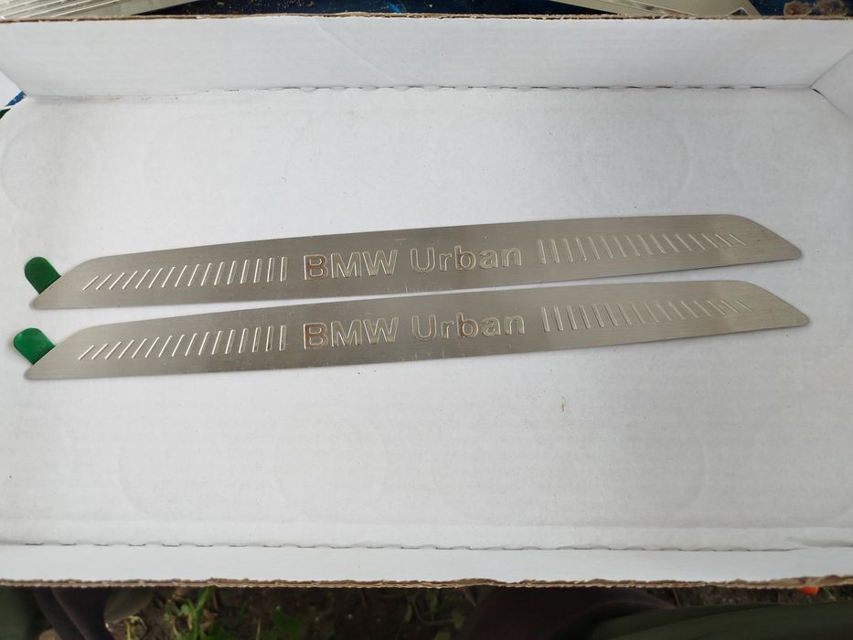 Ornamente praguri BMW