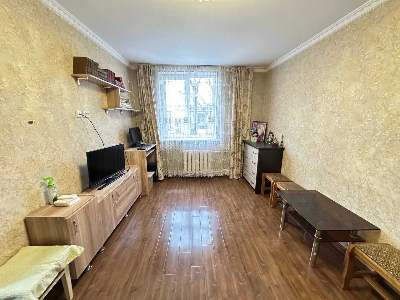 Чиланзар 2 кв-л. 1\2\4. тц. Чиланзар. Вдоль дороги. Ипотека. TR