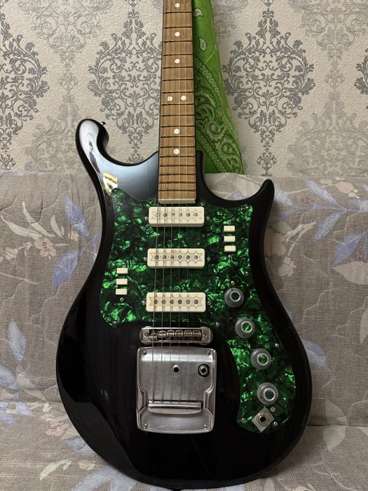 Электрогитара Урал-650